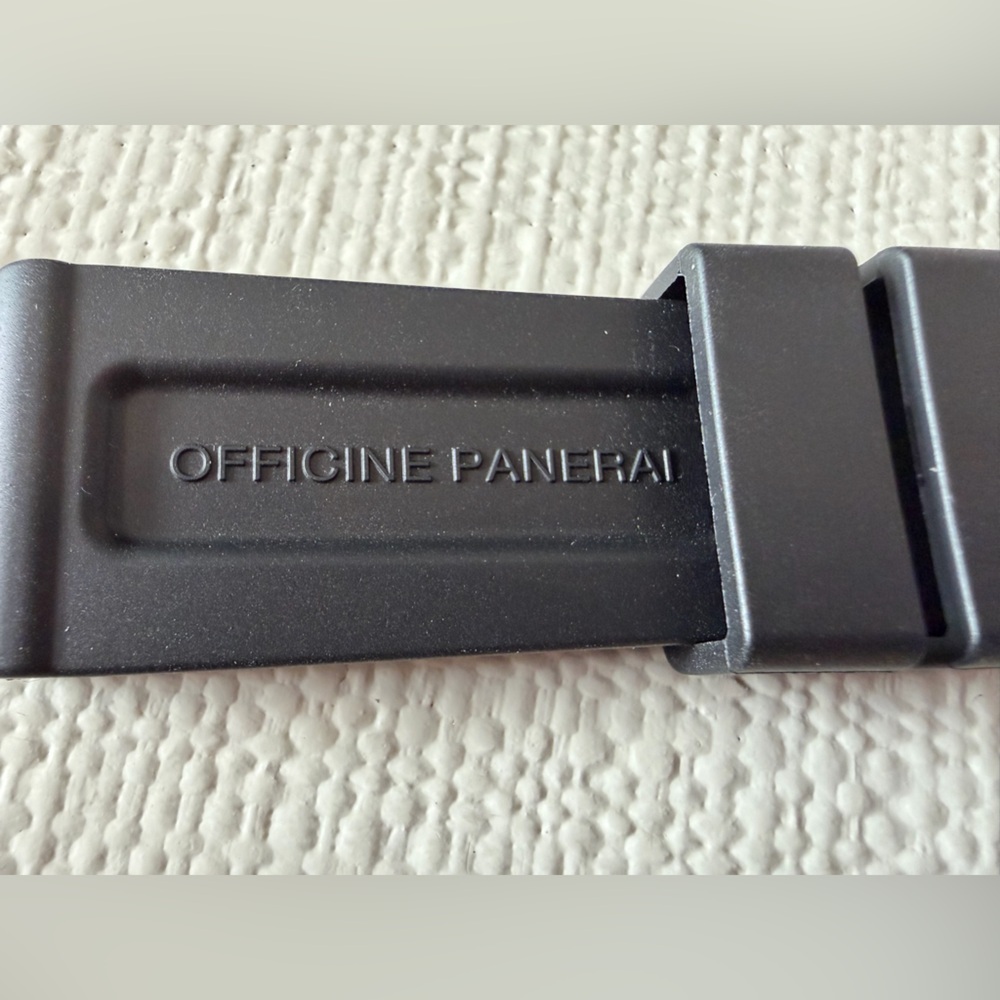 Panerai Black Rubber Strap Accessory MX0011QQ - BRAND NEW in Bag - Picture 9 of 16